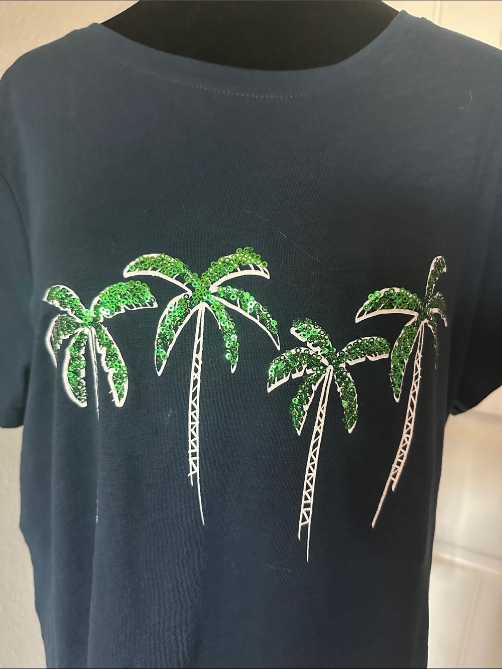 Fun sequins Navy Palm Tree Tee - Picture 2 of 6